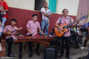 Cultura Nacional: Familias de Masaya participan del Tradicional Torovenado de Monimbó