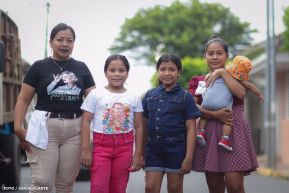 Cultura Nacional: Familias de Masaya participan del Tradicional Torovenado de Monimbó