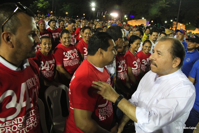 Daniel y Rosario celebran junto al pueblo el Día Internacional de los Trabajadores