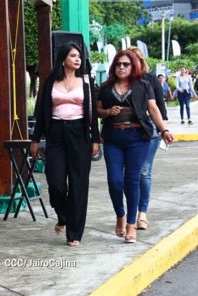 Nicaragüenses cierran ciclos con Aventura