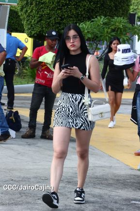 Nicaragüenses cierran ciclos con Aventura