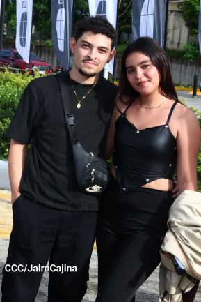 Nicaragüenses cierran ciclos con Aventura