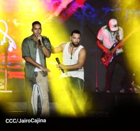 Nicaragüenses cierran ciclos con Aventura