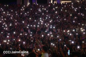 Nicaragüenses cierran ciclos con Aventura