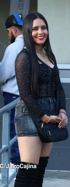 Nicaragüenses cierran ciclos con Aventura