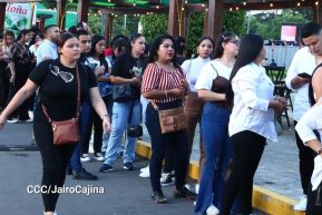 Nicaragüenses cierran ciclos con Aventura