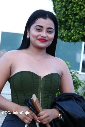 Nicaragüenses cierran ciclos con Aventura