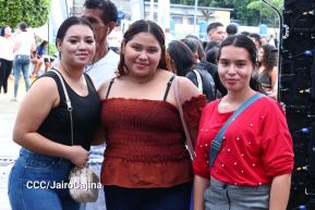 Nicaragüenses cierran ciclos con Aventura