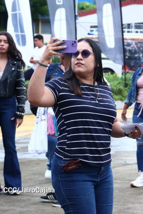 Nicaragüenses cierran ciclos con Aventura