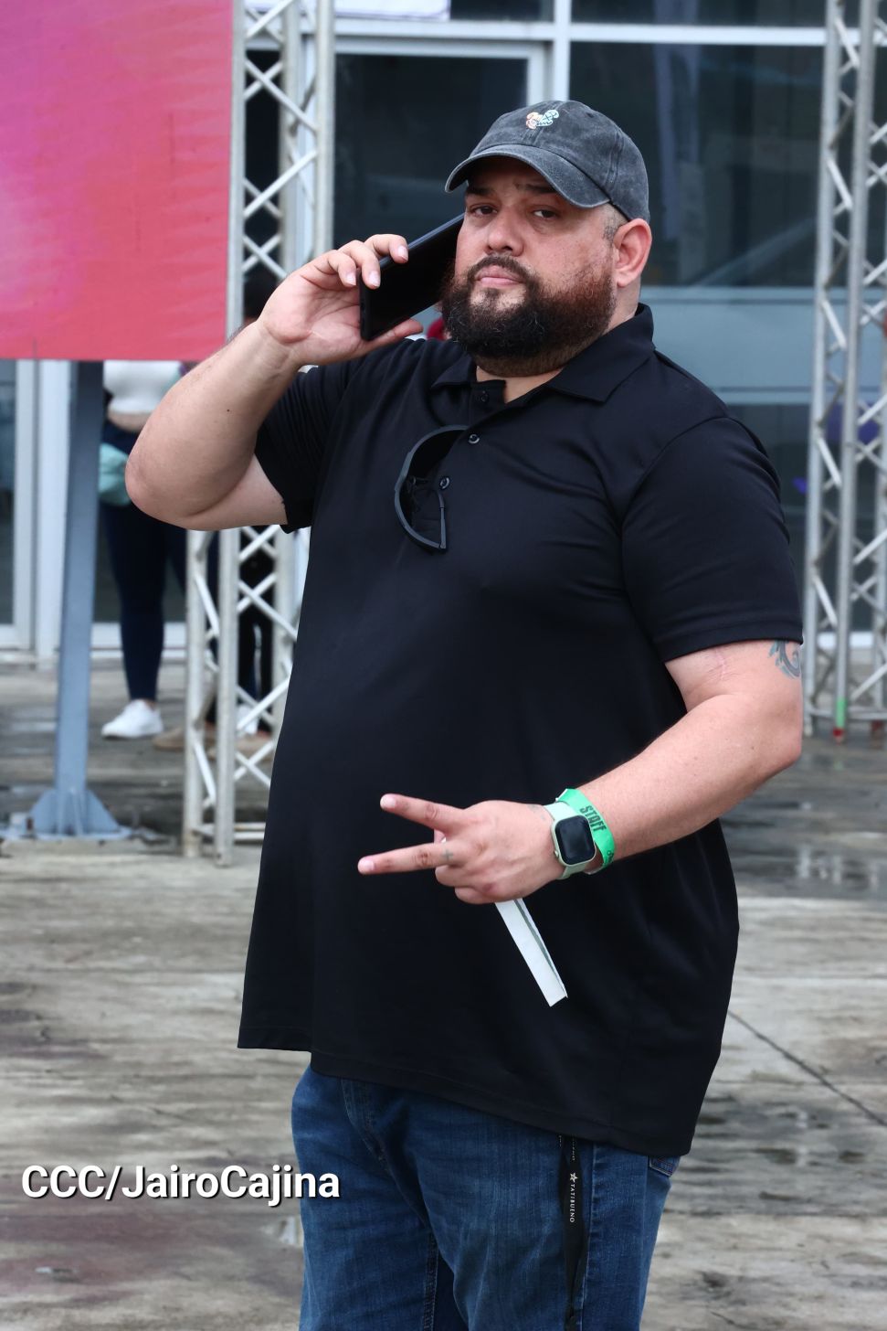 Nicaragüenses cierran ciclos con Aventura