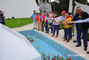 Nicaragüenses rinden homenaje al Comandante Carlos Fonseca a 48 años de su tránsito a la inmortalidad