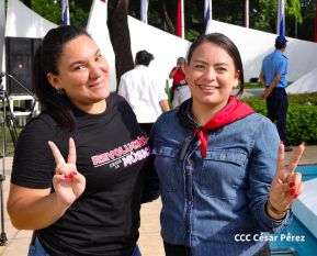 Nicaragüenses rinden homenaje al Comandante Carlos Fonseca a 48 años de su tránsito a la inmortalidad