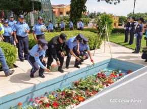 Nicaragüenses rinden homenaje al Comandante Carlos Fonseca a 48 años de su tránsito a la inmortalidad