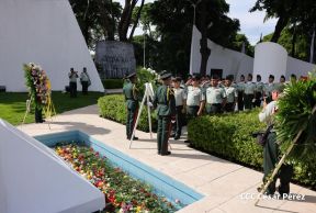 Nicaragüenses rinden homenaje al Comandante Carlos Fonseca a 48 años de su tránsito a la inmortalidad