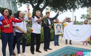 Nicaragüenses rinden homenaje al Comandante Carlos Fonseca a 48 años de su tránsito a la inmortalidad