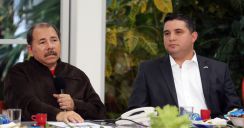 Presidente Daniel y Compañera Rosario se reúnen con directivos AMCHAM