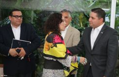 Presidente Daniel y Compañera Rosario se reúnen con directivos AMCHAM