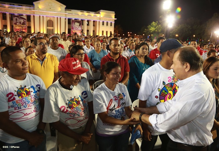 Daniel y Rosario celebran junto al pueblo el Día Internacional de los Trabajadores