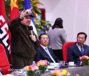 Comandante Daniel y Compañera Rosario en la XVIII Cumbre Empresarial China - Latinoamérica y el Caribe