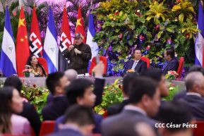 Comandante Daniel y Compañera Rosario en la XVIII Cumbre Empresarial China - Latinoamérica y el Caribe