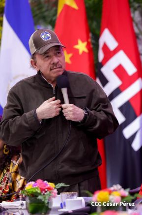 Comandante Daniel y Compañera Rosario en la XVIII Cumbre Empresarial China - Latinoamérica y el Caribe