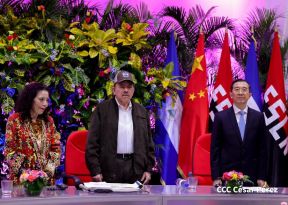 Comandante Daniel y Compañera Rosario en la XVIII Cumbre Empresarial China - Latinoamérica y el Caribe