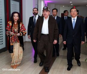 Comandante Daniel y Compañera Rosario en la XVIII Cumbre Empresarial China - Latinoamérica y el Caribe