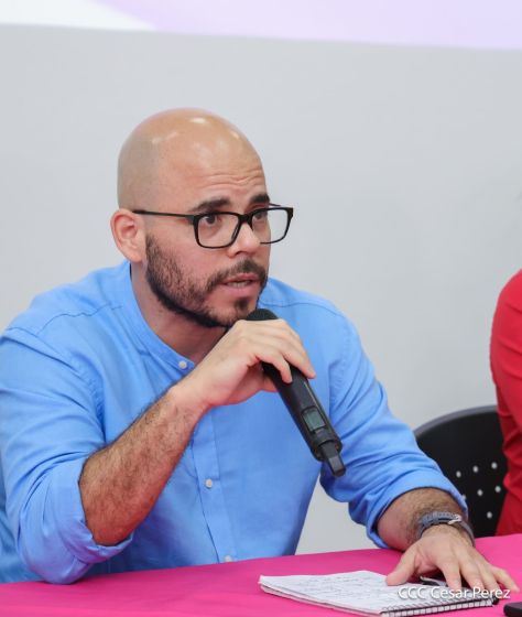 Estudiantes que realizaron prácticas en Medios del Poder Ciudadano reciben reconocimientos