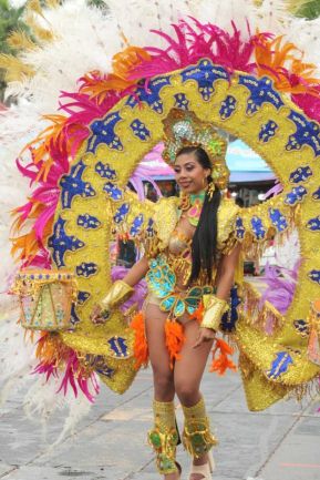 Río San Juan se viste de color y tradición en su vibrante carnaval