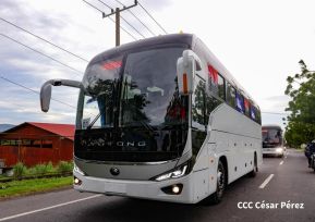 Flota de buses chinos para mejorar el transporte público de la Costa Caribe y el Pacífico