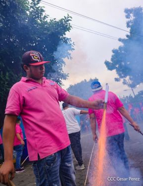 Flota de buses chinos para mejorar el transporte público de la Costa Caribe y el Pacífico