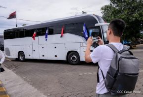 Flota de buses chinos para mejorar el transporte público de la Costa Caribe y el Pacífico