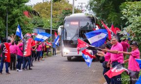 Flota de buses chinos para mejorar el transporte público de la Costa Caribe y el Pacífico
