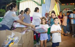 ¡María de Nicaragua, Nicaragua de María! Familias celebran la tradicional Gritería a la Purísima