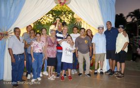 ¡María de Nicaragua, Nicaragua de María! Familias celebran la tradicional Gritería a la Purísima