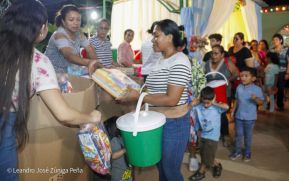 ¡María de Nicaragua, Nicaragua de María! Familias celebran la tradicional Gritería a la Purísima