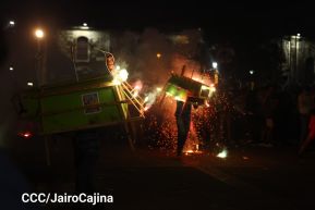 ¡María de Nicaragua, Nicaragua de María! Familias celebran la tradicional Gritería a la Purísima