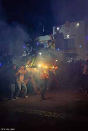 ¡María de Nicaragua, Nicaragua de María! Familias celebran la tradicional Gritería a la Purísima