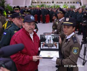  XXIX Graduación de oficiales del Centro Superior de Estudios Militares, General José Dolores Estrada Vado
