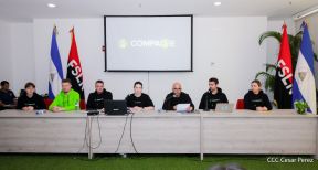 Comunicadores de RT y periodistas de Poder Ciudadano en intercambio de aprendizajes