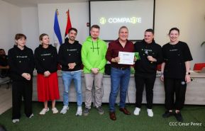 Comunicadores de RT y periodistas de Poder Ciudadano en intercambio de aprendizajes