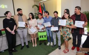 Comunicadores de RT y periodistas de Poder Ciudadano en intercambio de aprendizajes