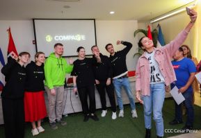 Comunicadores de RT y periodistas de Poder Ciudadano en intercambio de aprendizajes