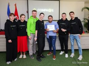 Comunicadores de RT y periodistas de Poder Ciudadano en intercambio de aprendizajes