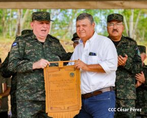 Quinto Comando Militar Regional y Destacamento Militar Sur reciben entrega técnica y medios militares