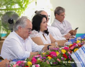 Nicaragüenses conmemoran los 109 años del tránsito a la inmortalidad de Rubén Darío 