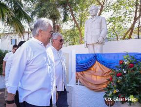 Nicaragüenses conmemoran los 109 años del tránsito a la inmortalidad de Rubén Darío 