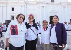 Nicaragüenses conmemoran los 109 años del tránsito a la inmortalidad de Rubén Darío 