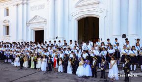 Nicaragüenses conmemoran los 109 años del tránsito a la inmortalidad de Rubén Darío 