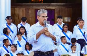 Nicaragüenses conmemoran los 109 años del tránsito a la inmortalidad de Rubén Darío 